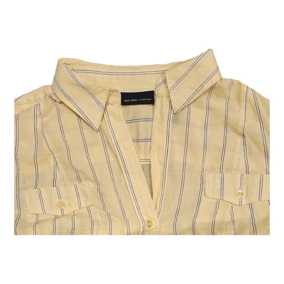 New York & Company Women's Collared Shirt, Front Button Down Closure, Si… - Picture 2 of 15